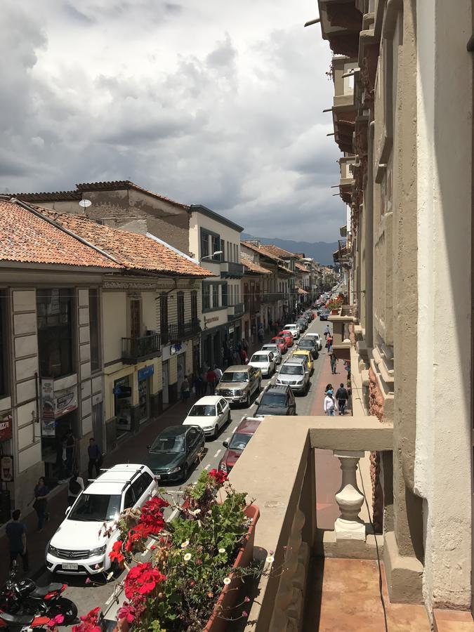 Hotel San Ezequiel Cuenca Bagian luar foto